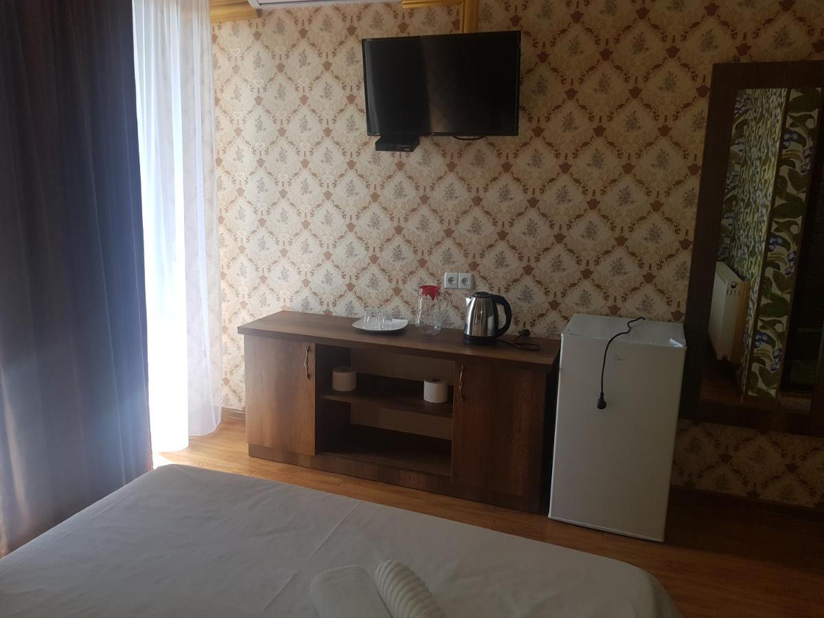 Hotel LU-MA Tbilisi Buitenkant foto