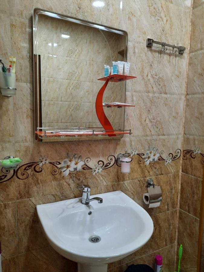 Hotel LU-MA Tbilisi Buitenkant foto