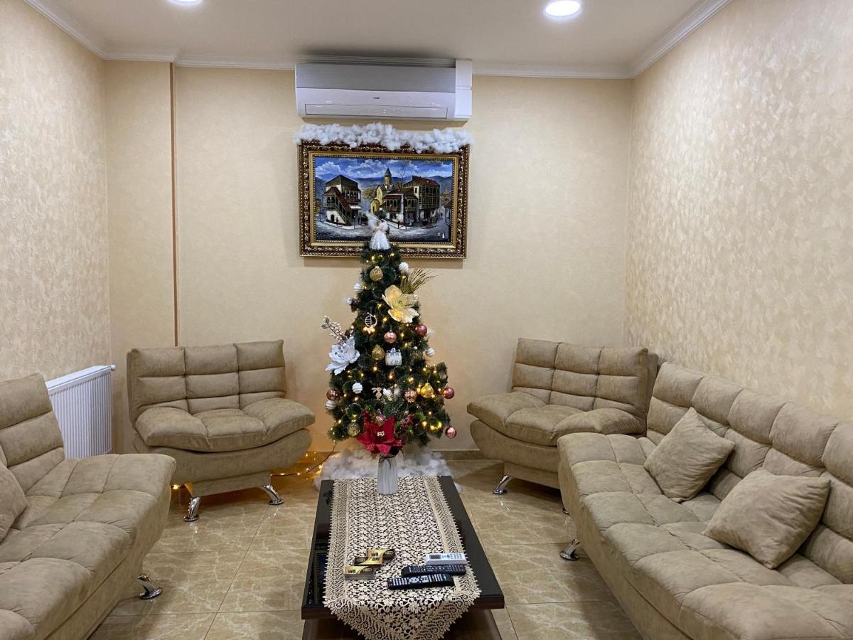 Hotel LU-MA Tbilisi Buitenkant foto